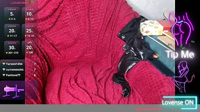 Snapshot of FetishLady89 chatting on March 21, 2025, 1:34 pm FetishLady89 online show from March 21, 2025, 1:34 pm