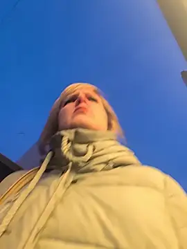 Snapshot of Sexybiene969 chatting on January 11, 2026, 3:50 pm Sexybiene969 online show from January 11, 2026, 3:50 pm