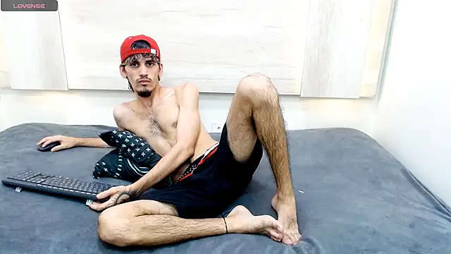 Dirty Kingg online show from February 17, 2025, 11:42 pm