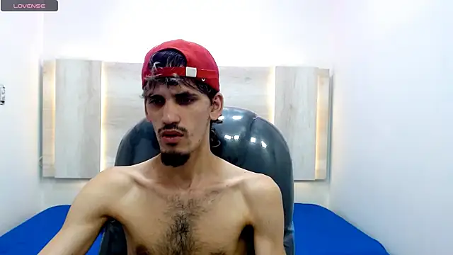 Dirty Kingg online show from February 18, 2025, 8:58 pm