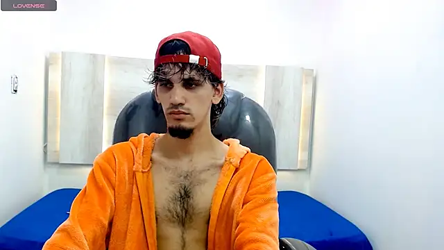 Dirty Kingg online show from February 27, 2025, 8:42 pm