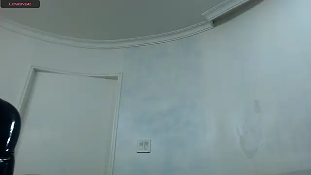 Dirty Kingg online show from March 2, 2025, 9:42 am