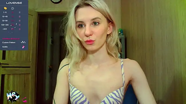 Snapshot of Caramel_piegirl chatting on March 12, 2025, 8:10 pm Caramel piegirl online show from March 12, 2025, 8:10 pm