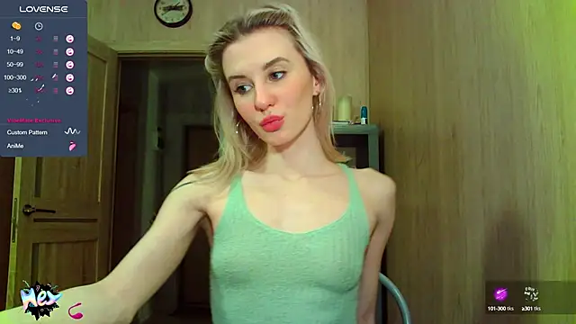 Snapshot of Caramel_piegirl chatting on March 21, 2025, 7:13 pm Caramel piegirl online show from March 21, 2025, 7:13 pm