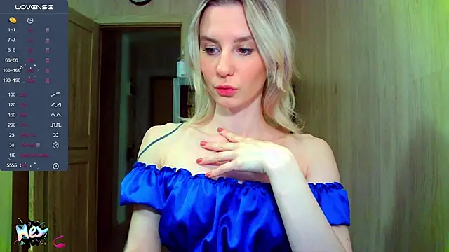 Snapshot of Caramel_piegirl chatting on September 13, 2025, 8:19 pm Caramel piegirl online show from September 13, 2025, 8:19 pm