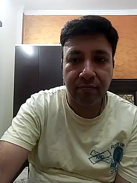 innocentboy1987 online show from September 9, 2025, 8:58 am