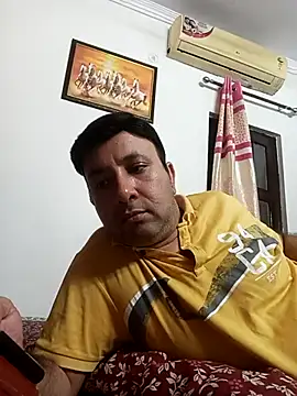 innocentboy1987 online show from September 11, 2025, 9:20 am