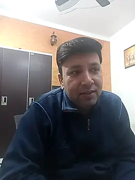 innocentboy1987 online show from December 15, 2025, 6:06 am