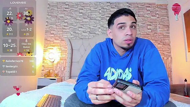 Snapshot of Miagael_Pervert chatting on February 9, 2025, 6:58 pm Miagael Pervert online show from February 9, 2025, 6:58 pm