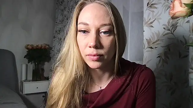 Snapshot of Engel_13 chatting on February 20, 2025, 8:03 pm Engel 13 online show from February 20, 2025, 8:03 pm