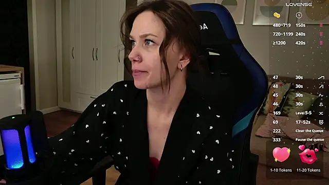 alexa feels  online show from March 29, 2026, 4:40 pm