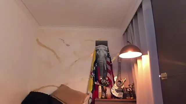 bakersboyssexys online show from March 26, 2026, 3:34 am