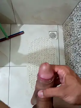 Snapshot of garoto-pirocudo chatting on March 18, 2025, 3:09 am garoto-pirocudo online show from March 18, 2025, 3:09 am