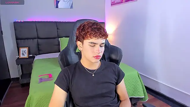 Aiiden 15 online show from December 20, 2025, 12:56 pm