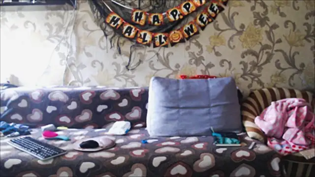 Snapshot of JennyStormy chatting on October 25, 2025, 7:38 am JennyStormy online show from October 25, 2025, 7:38 am