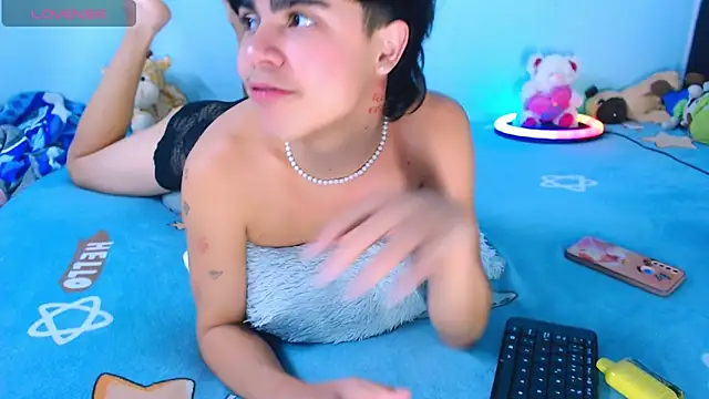 Snapshot of camila-cutter chatting on February 28, 2025, 1:58 am camila-cutter online show from February 28, 2025, 1:58 am