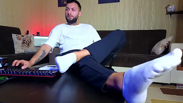 Snapshot of JamieNoxus chatting on October 18, 2025, 8:59 am JamieNoxus online show from October 18, 2025, 8:59 am