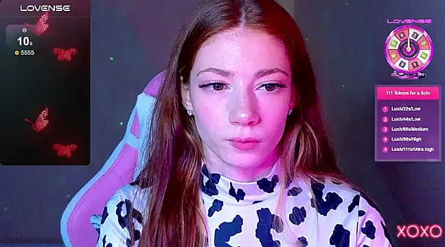 Snapshot of MagicLadyyy chatting on March 12, 2025, 11:33 pm MagicLadyyy online show from March 12, 2025, 11:33 pm