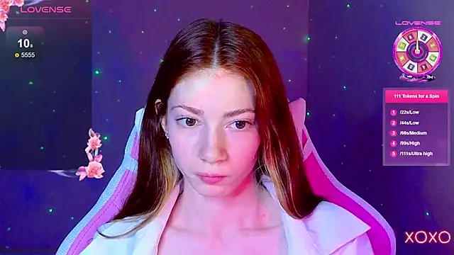 Snapshot of MagicLadyyy chatting on March 18, 2025, 6:26 pm MagicLadyyy online show from March 18, 2025, 6:26 pm