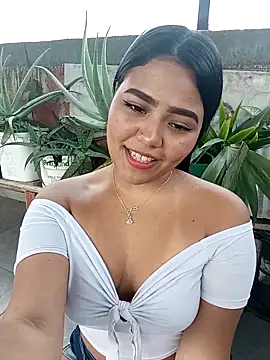 Snapshot of anahi_evans19 chatting on March 12, 2025, 9:35 pm anahi evans19 online show from March 12, 2025, 9:35 pm