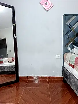 Snapshot of anahi_evans19 chatting on October 28, 2025, 10:23 pm anahi evans19 online show from October 28, 2025, 10:23 pm