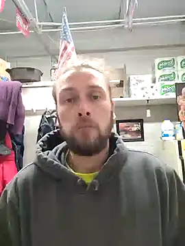 Snapshot of gronammo85 chatting on February 24, 2025, 7:30 pm gronammo85 online show from February 24, 2025, 7:30 pm