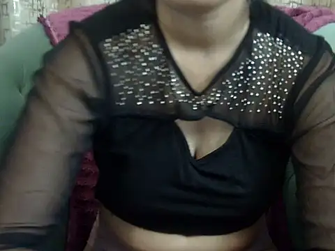 Snapshot of Dolly1206 chatting on October 9, 2025, 6:50 pm Dolly1206 online show from October 9, 2025, 6:50 pm