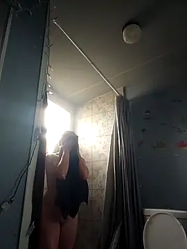 ShysluutGia online show from March 4, 2026, 8:04 pm