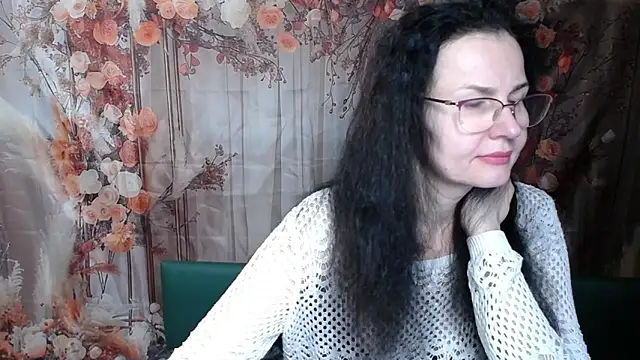 Snapshot of Miroslava_Happi chatting on February 13, 2026, 6:53 am Miroslava Happi online show from February 13, 2026, 6:53 am