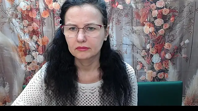 Snapshot of Miroslava_Happi chatting on February 16, 2026, 7:04 am Miroslava Happi online show from February 16, 2026, 7:04 am