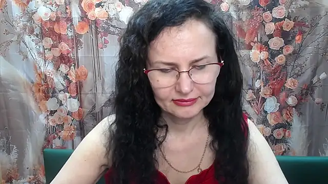 Snapshot of Miroslava_Happi chatting on March 8, 2026, 7:01 am Miroslava Happi online show from March 8, 2026, 7:01 am