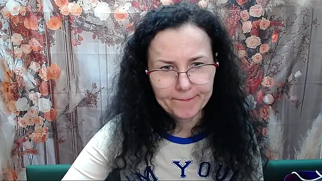 Snapshot of Miroslava_Happi chatting on March 29, 2026, 6:02 am Miroslava Happi online show from March 29, 2026, 6:02 am