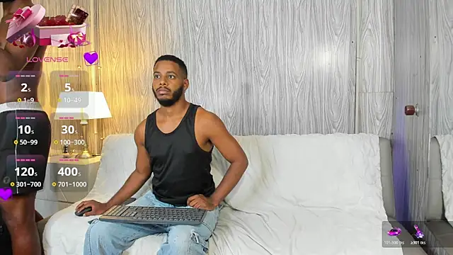 Snapshot of Jakexv chatting on February 13, 2026, 12:01 pm Jakexv online show from February 13, 2026, 12:01 pm