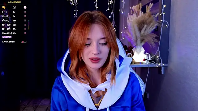 Hisoka akerley online show from April 16, 2026, 9:39 pm