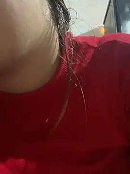 salma74779 online show from March 17, 2025, 8:09 pm