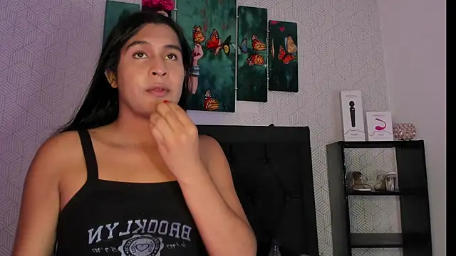 Selena fox7 online show from October 6, 2025, 4:10 am