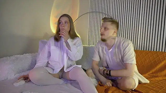 Saint Vicious online show from September 18, 2025, 8:33 pm