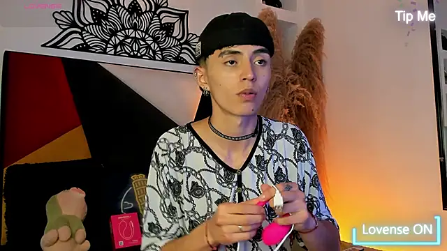 MaikyCooper online show from October 10, 2025, 8:19 pm