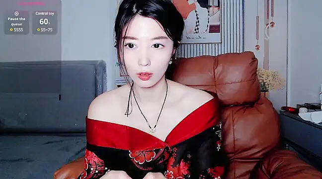 Tangtang-baby online show from February 18, 2025, 4:37 am