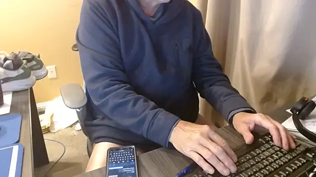 Snapshot of olderandwiser2 chatting on November 14, 2025, 5:17 am olderandwiser2 online show from November 14, 2025, 5:17 am