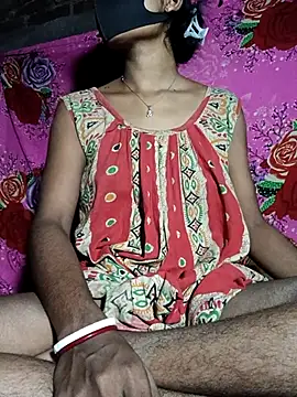 Snapshot of CuteRani001 chatting on September 13, 2025, 4:40 pm CuteRani001 online show from September 13, 2025, 4:40 pm