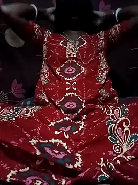 Snapshot of CuteRani001 chatting on October 30, 2025, 2:29 pm CuteRani001 online show from October 30, 2025, 2:29 pm