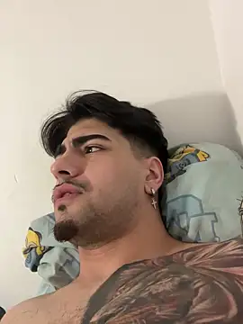 jovencitoboy21 online show from February 18, 2025, 2:16 pm