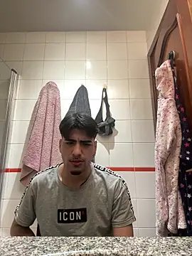 jovencitoboy21 online show from February 22, 2025, 3:58 pm