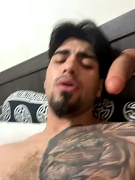 jovencitoboy21 online show from October 10, 2025, 2:16 pm