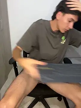 jacknoriz online show from March 6, 2025, 4:41 am