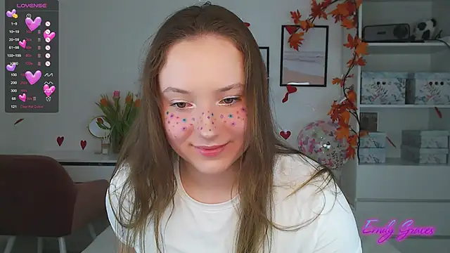 Snapshot of EmilyxxGraces chatting on March 8, 2025, 3:06 am EmilyxxGraces online show from March 8, 2025, 3:06 am