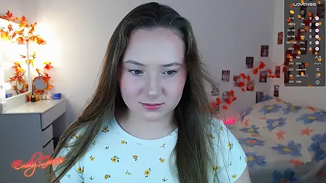 Snapshot of EmilyxxGraces chatting on October 20, 2025, 3:45 pm EmilyxxGraces online show from October 20, 2025, 3:45 pm