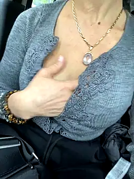 Snapshot of DeboraXporn chatting on November 10, 2025, 6:34 am DeboraXporn online show from November 10, 2025, 6:34 am