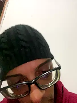 Snapshot of Diegodelicia chatting on November 23, 2025, 5:29 am Diegodelicia online show from November 23, 2025, 5:29 am